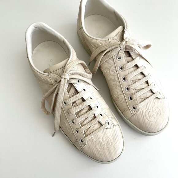 GUCCI Women's Ace Cream Embossed Leather GG Logo Low Top Sneakers Size 37.5 - Picture 1 of 12